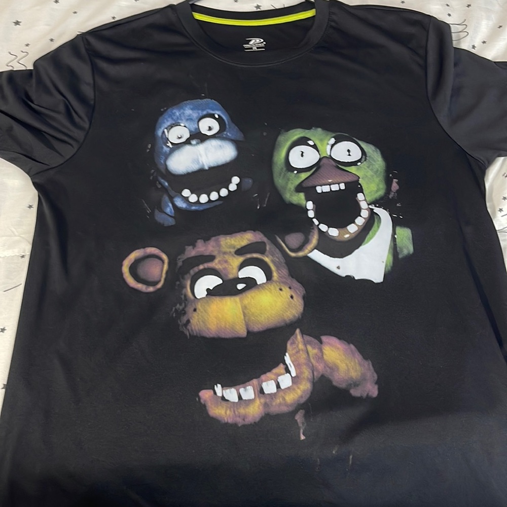 Five nights at Freddy’s screen printed shirt